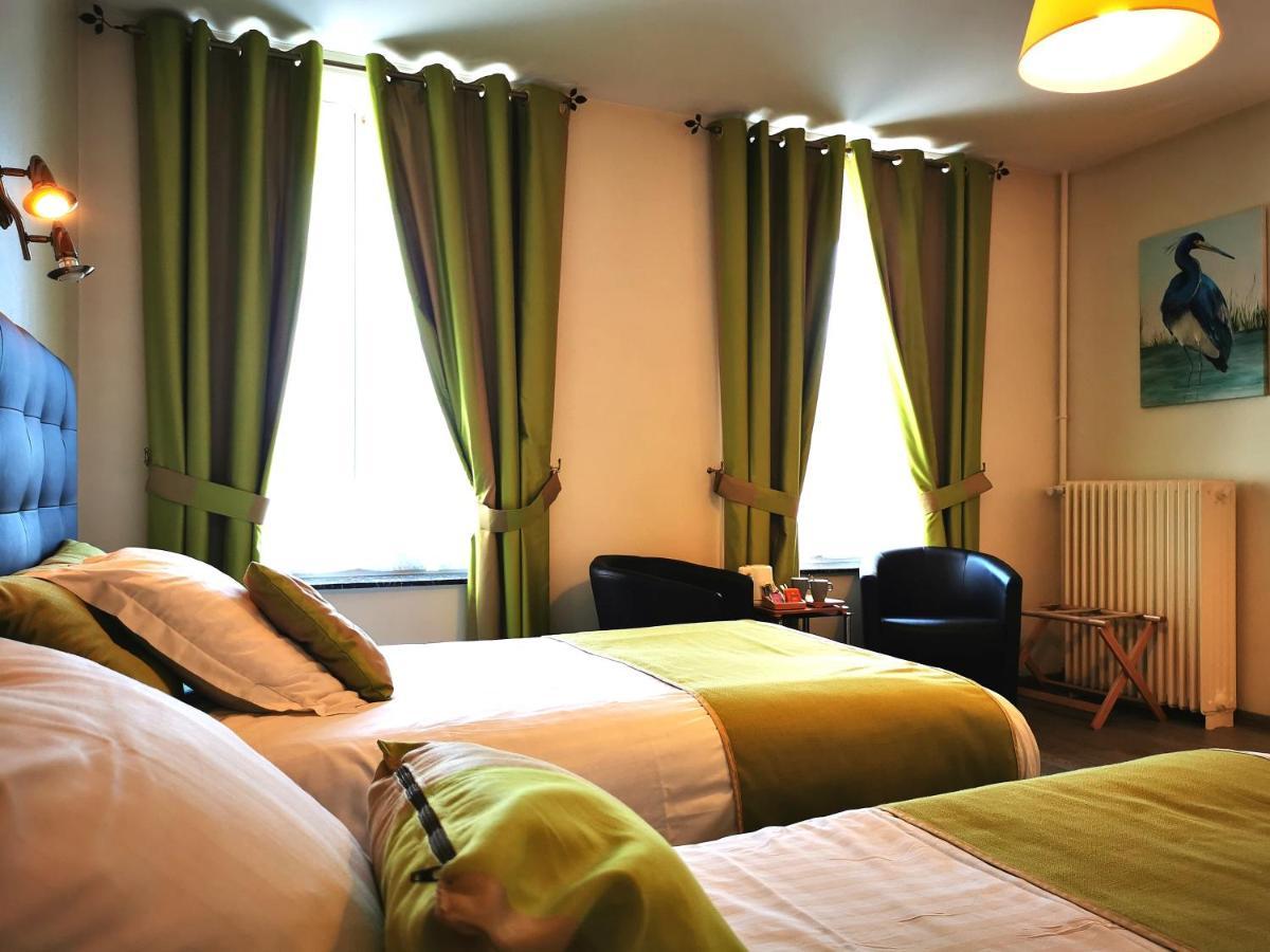 Готель Logis La Sapiniere Remilly-Aillicourt Екстер'єр фото